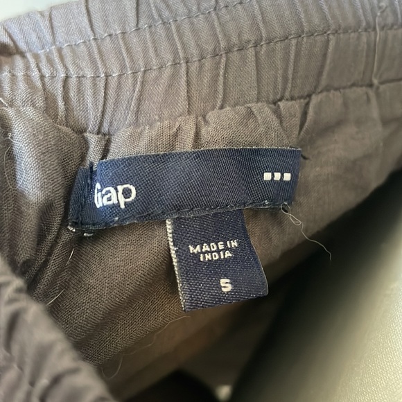 Gap Dark Grey Mini skirt with sequins size S ๐๐ป - Picture 5 of 8